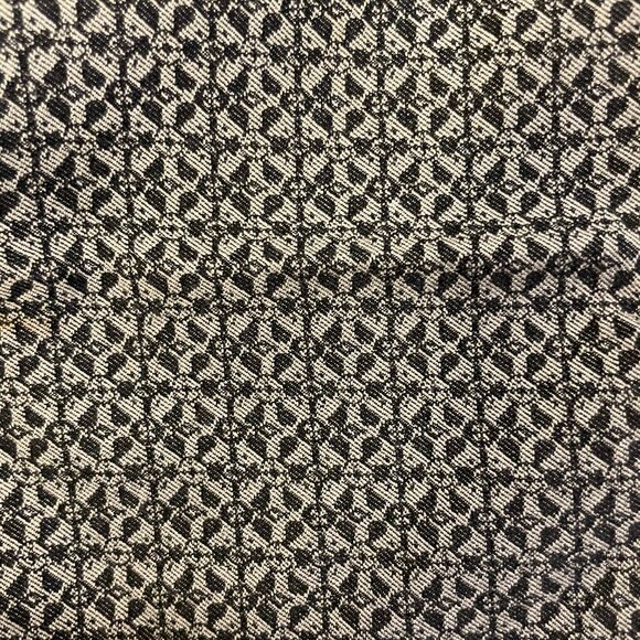 RW & CO Patterned Capri Pants - Picture 4 of 4